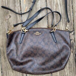 Authentic Coach Signature Light Weight Kelsey Handbag Brown Black Purse